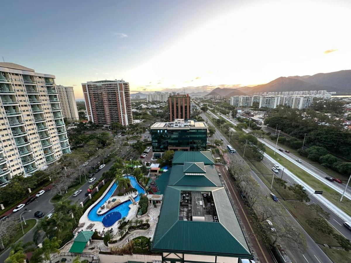 Flat Com Vista Panoramica -15- Na Barra Da Tijuca - Estacionamento Gratuito - Frigobar - Ar Condicionado - Piscina - Academia - Balsa Para Praia Gratis - Varanda - Vista Parcial Mar E Lagoa 리오데자네이루 외부 사진