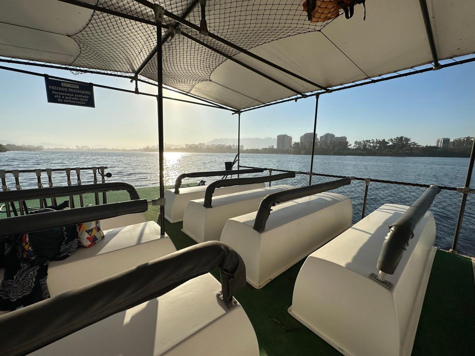 Flat Com Vista Panoramica -15- Na Barra Da Tijuca - Estacionamento Gratuito - Frigobar - Ar Condicionado - Piscina - Academia - Balsa Para Praia Gratis - Varanda - Vista Parcial Mar E Lagoa 리오데자네이루 외부 사진