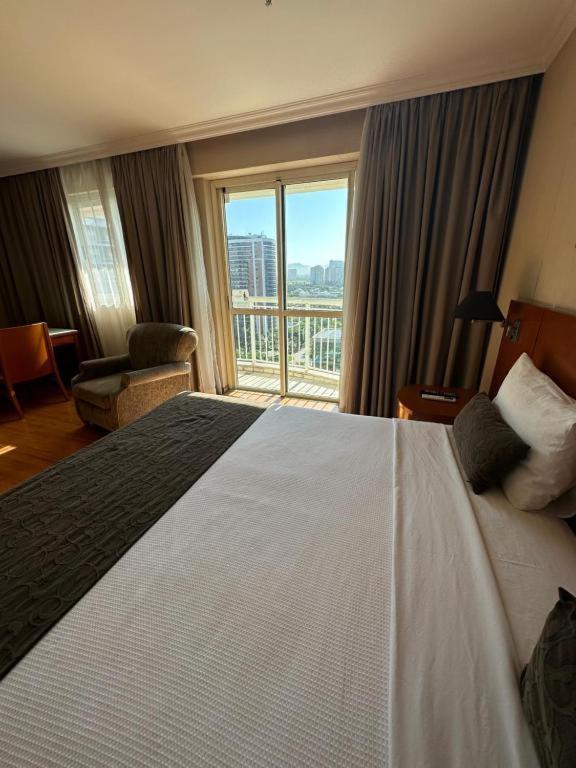 Flat Com Vista Panoramica -15- Na Barra Da Tijuca - Estacionamento Gratuito - Frigobar - Ar Condicionado - Piscina - Academia - Balsa Para Praia Gratis - Varanda - Vista Parcial Mar E Lagoa 리오데자네이루 외부 사진